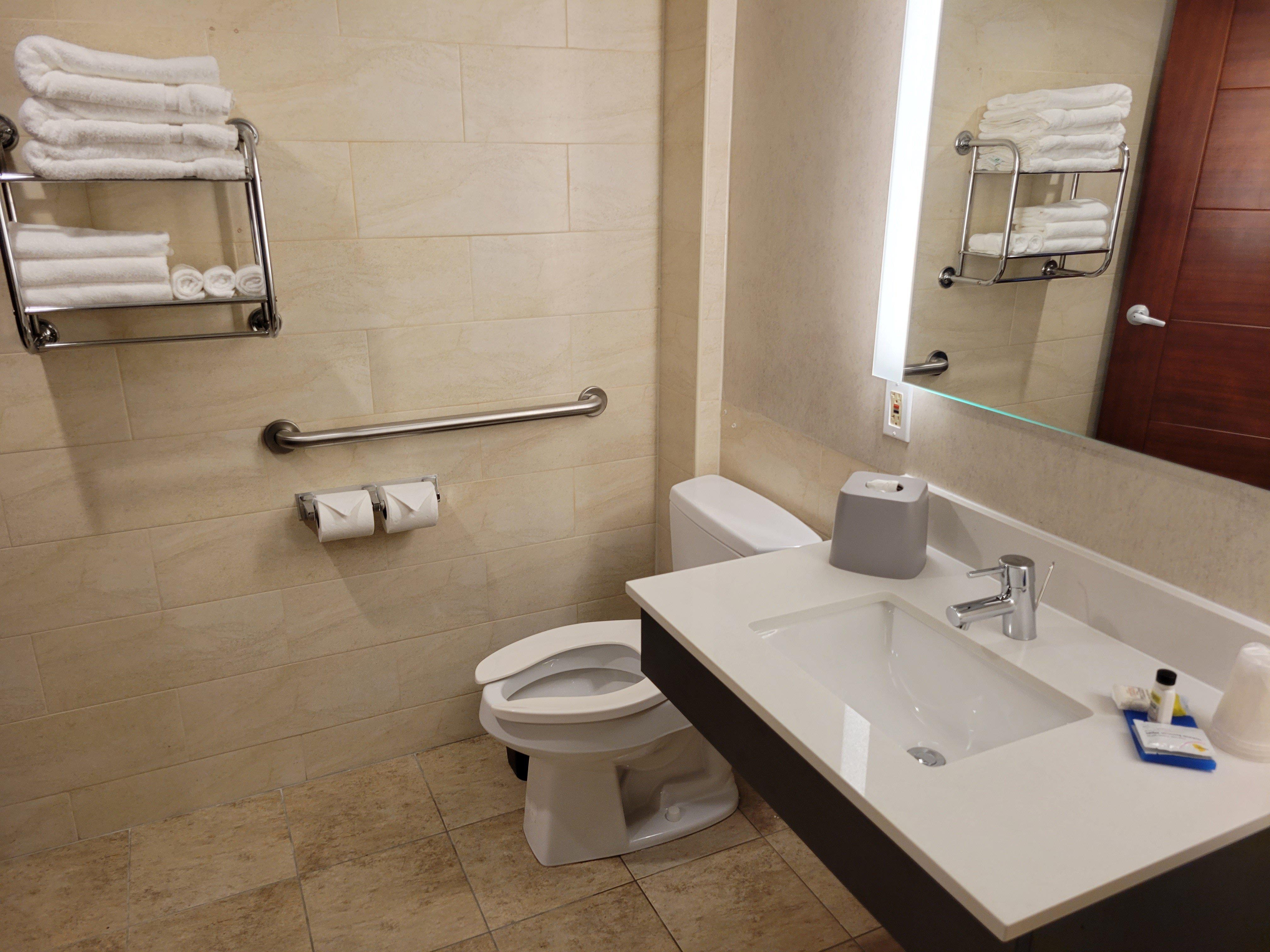 ניו יורק Holiday Inn Express Maspeth By Ihg מראה חיצוני תמונה