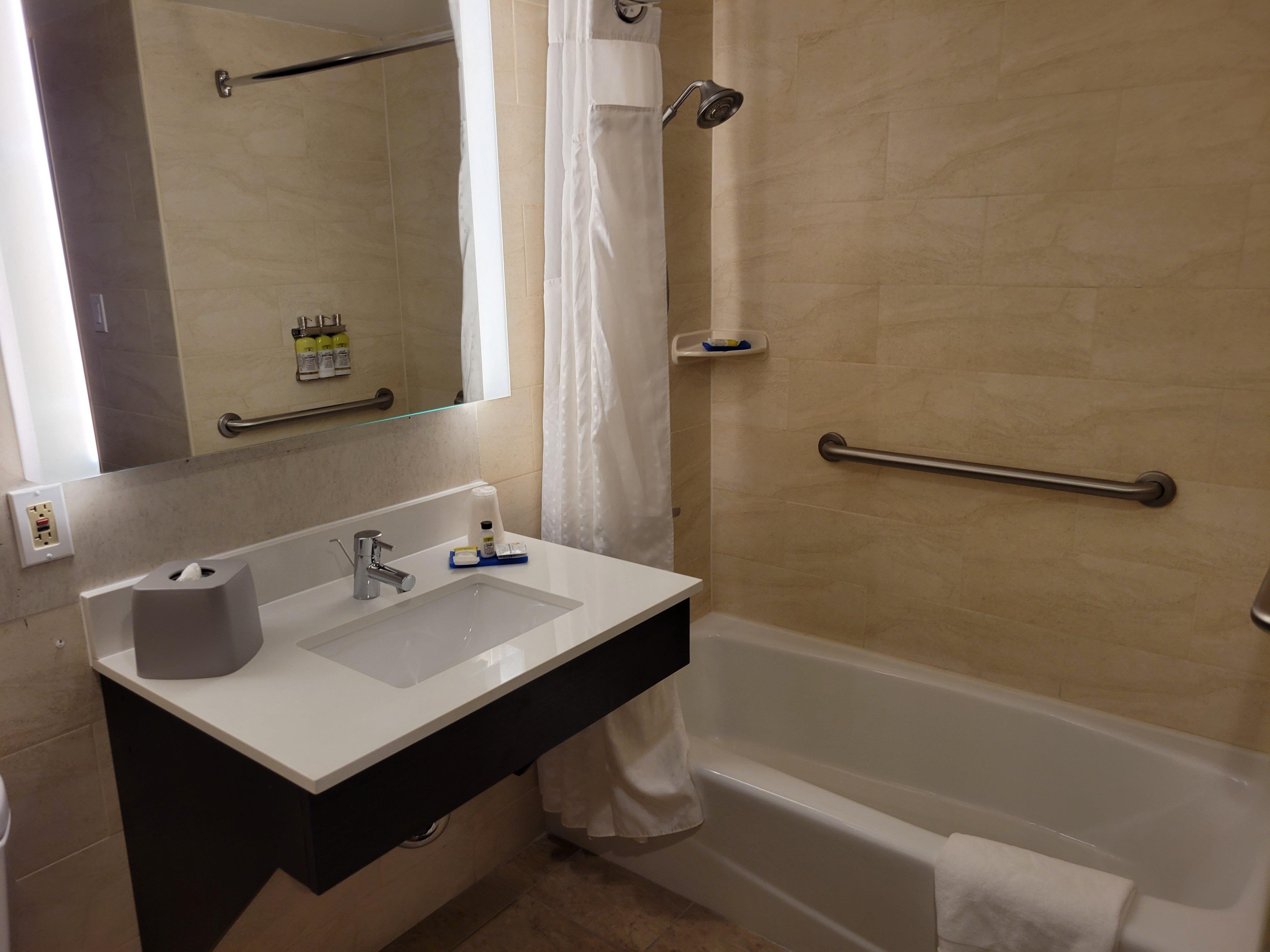ניו יורק Holiday Inn Express Maspeth By Ihg מראה חיצוני תמונה